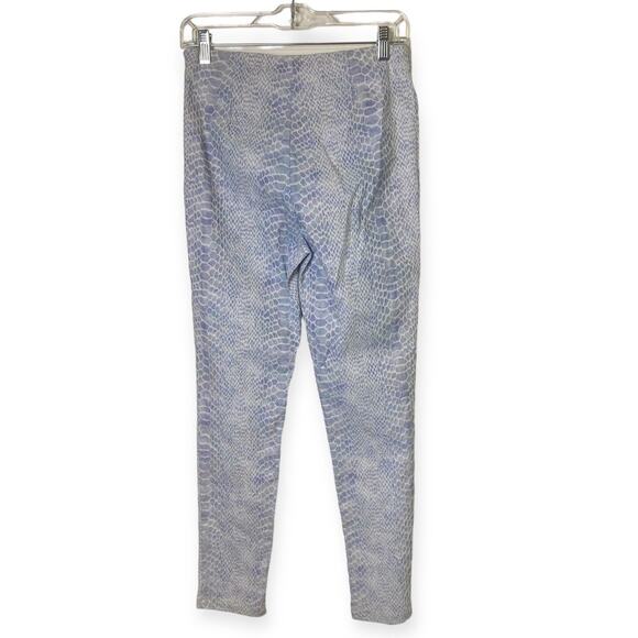 NWT Lucy Paris Light Blue Periwinkle Raised Snake Print Pants Size Medium - Picture 3 of 9